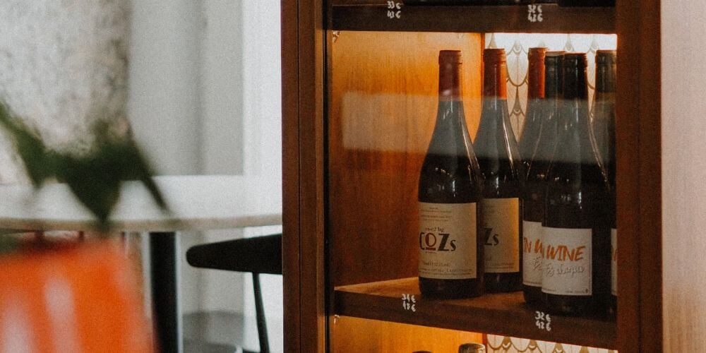 Armoire à vin éclairée